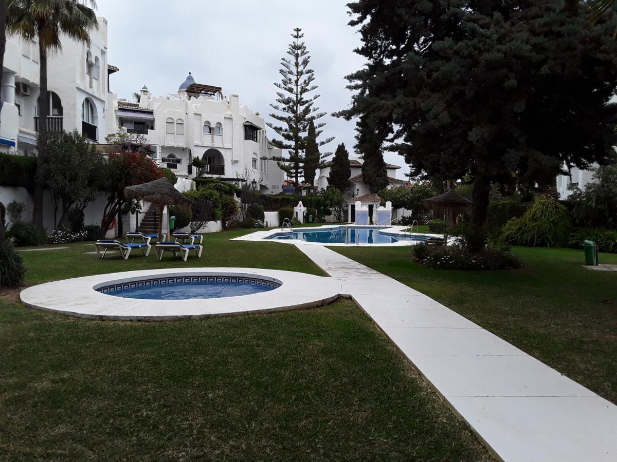 Resort Calahonda Garden-Medina Del Zoco Beach By H&H Malaga Exterior photo